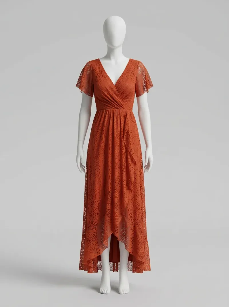 Robe fluide dentelle cocktail élégante femme