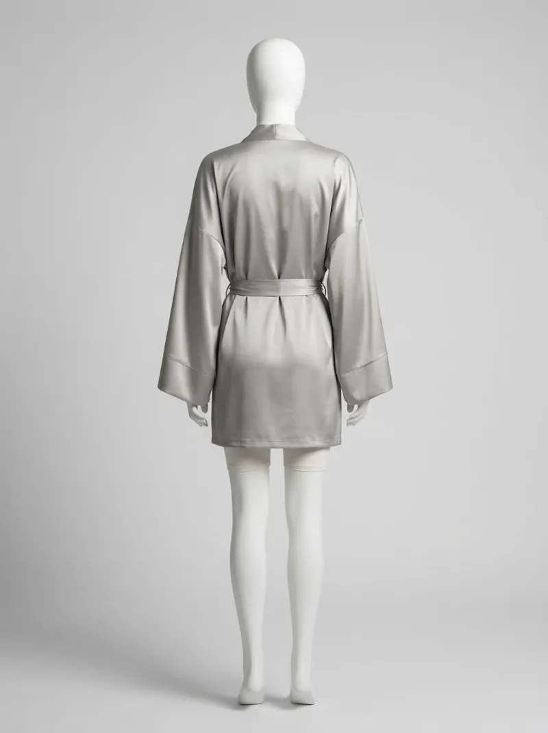 Kimono court polyester satiné peignoir femme minimaliste