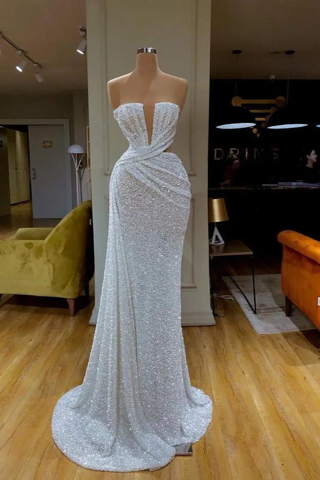 Robe de bal sirène à paillettes sans bretelles et drapée