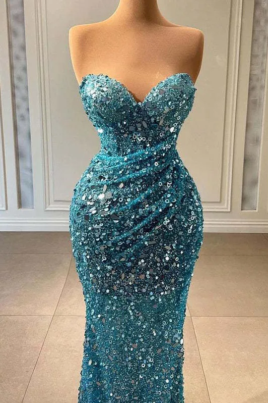 Robe de bal sirène bleu clair à sequins, bustier cœur et traîne
