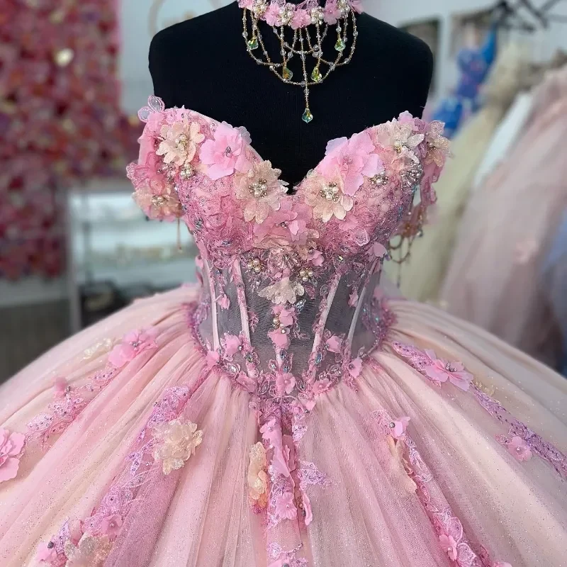 Robe de bal de quinceañera rose à épaules dénudées et application florale 3D en dentelle appliquée