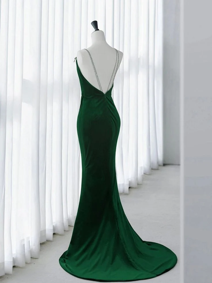 Robe de bal longue sirène en velours vert avec soutien-gorge intégré