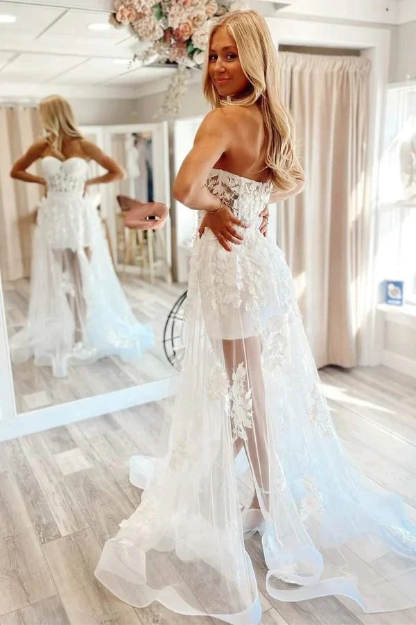 Robe de bal bustier en tulle et dentelle transparente avec soutien-gorge intégré