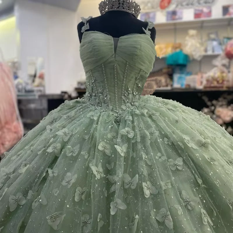 Robe de bal de quinceañera vert sauge, motif papillon 3D, corset en cristal