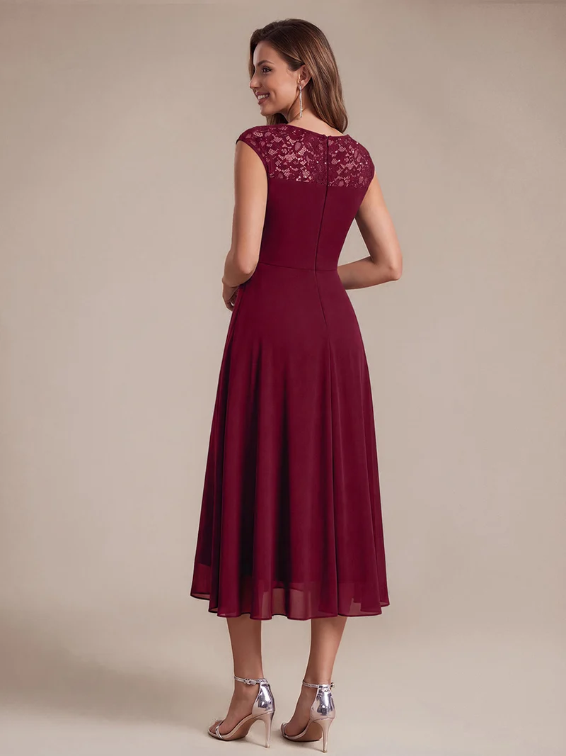 Robe d’invitée de mariage midi en mousseline à sequins