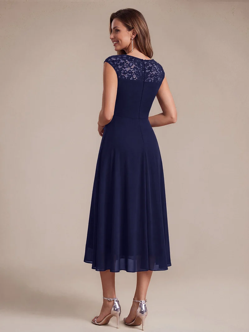 Robe d’invitée de mariage midi en mousseline à sequins