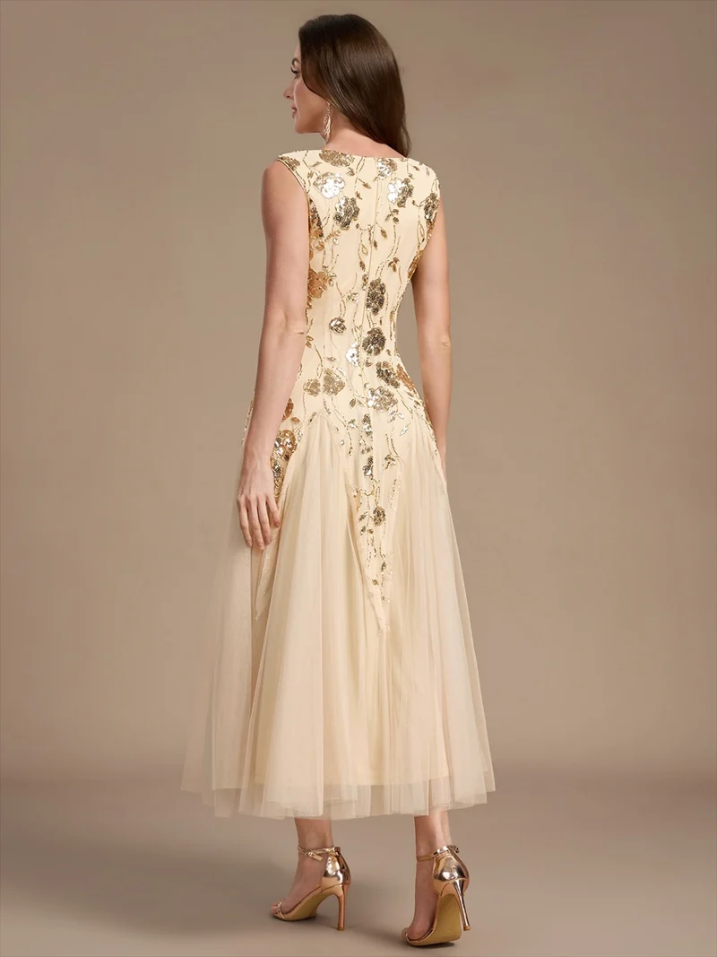 Robe longue à sequins et perles pour invitée de mariage
