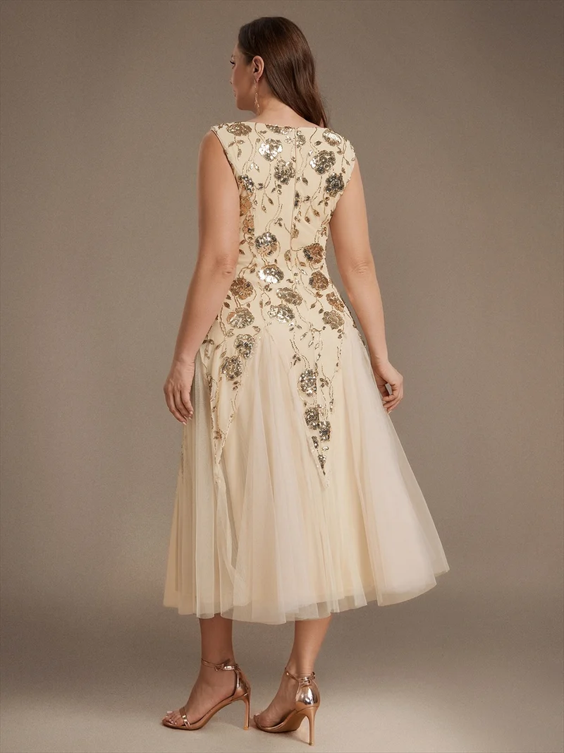 Robe longue à sequins et perles pour invitée de mariage