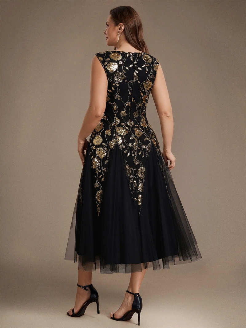 Robe longue à sequins et perles pour invitée de mariage