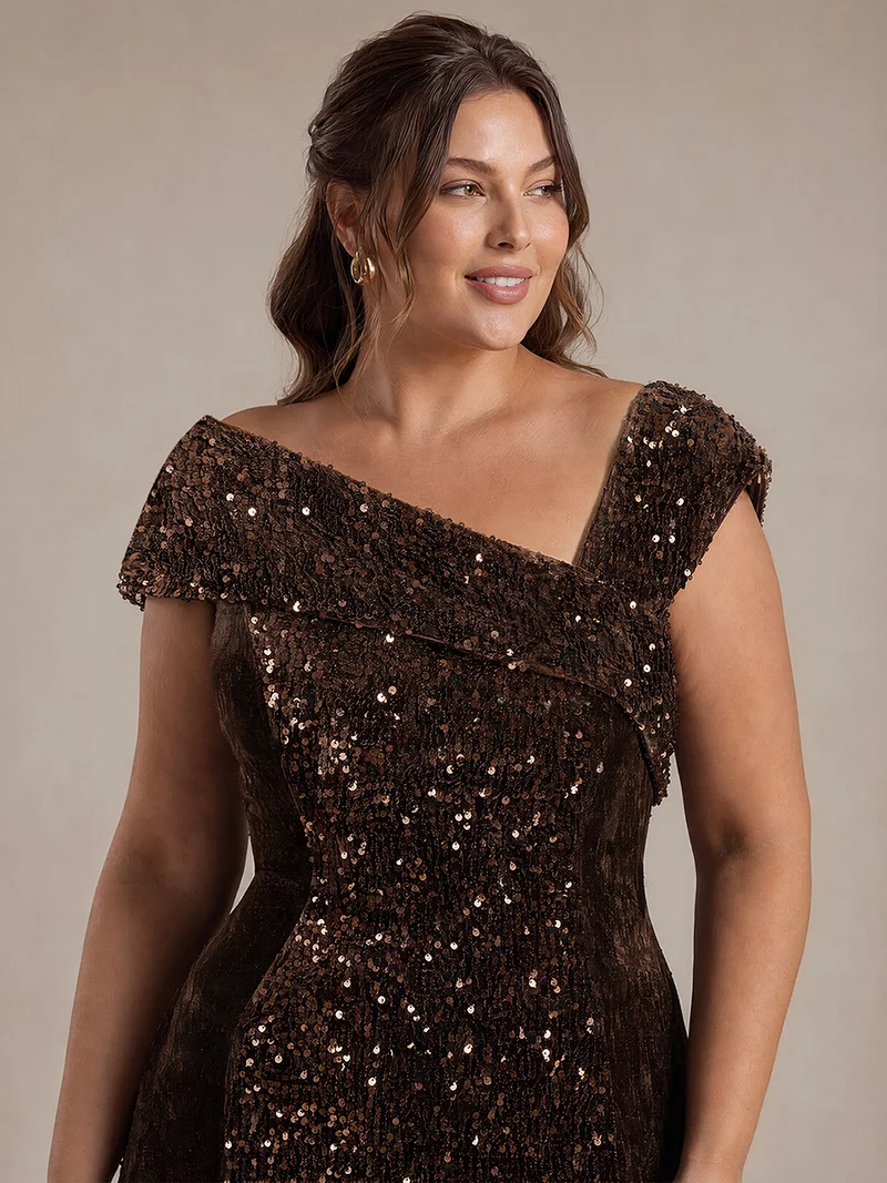 Robe de soirée maxi moulante à sequins et décolleté asymétrique