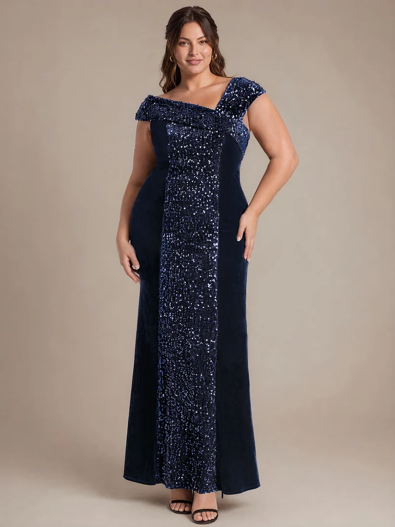Robe de soirée maxi moulante à sequins et décolleté asymétrique