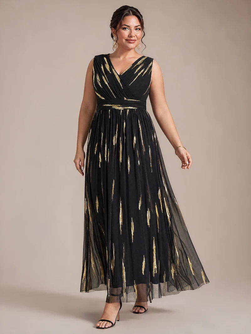 Robe longue sans manches en tulle à paillettes drapé