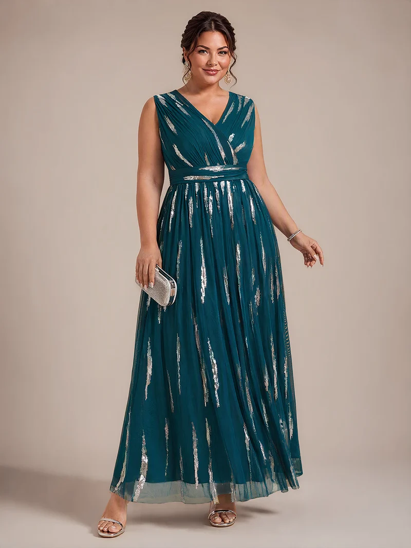 Robe longue sans manches en tulle à paillettes drapé