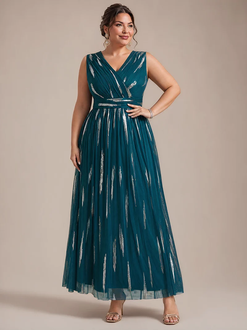 Robe longue sans manches en tulle à paillettes drapé