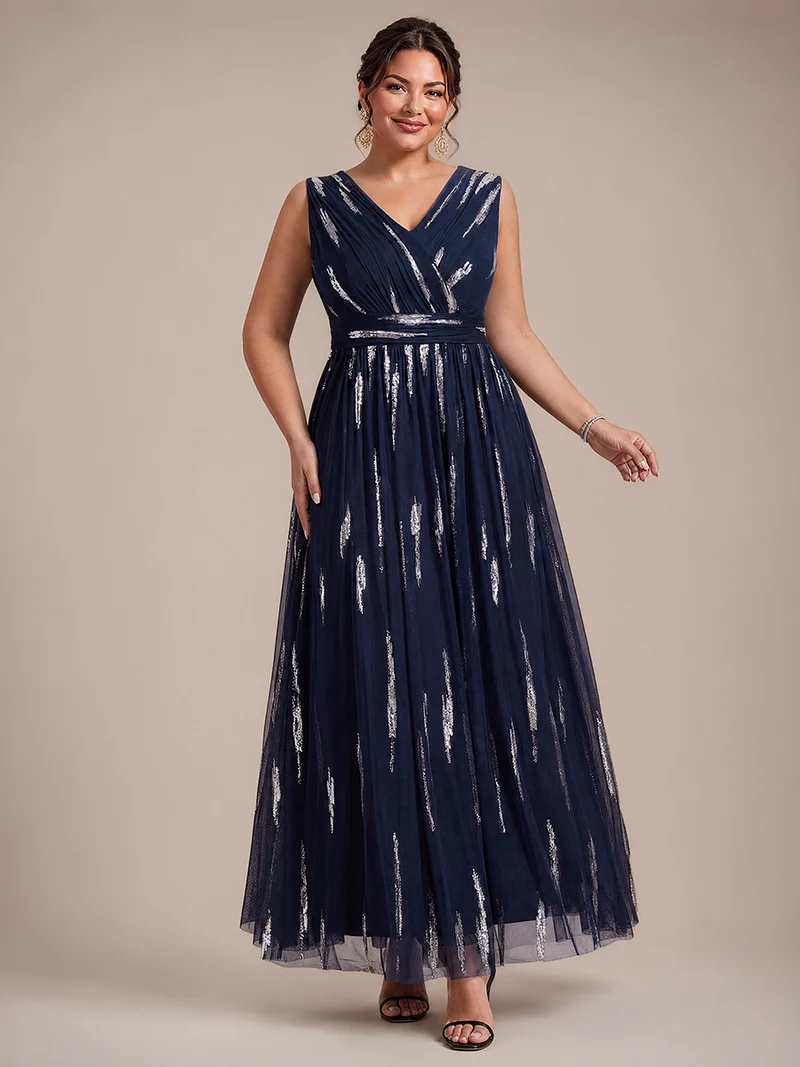 Robe longue sans manches en tulle à paillettes drapé