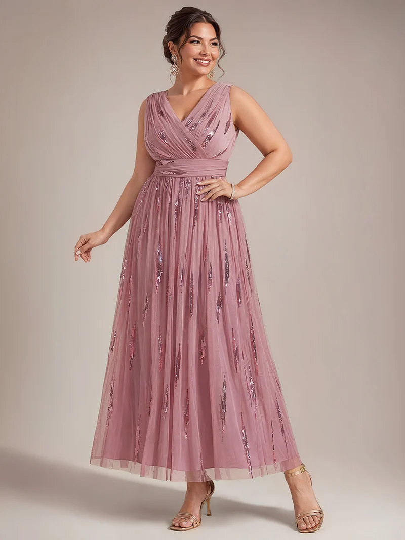 Robe longue sans manches en tulle à paillettes drapé