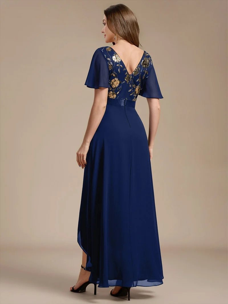 Robe longue de mère de la mariée en mousseline à paillettes, col V et ourlet asymétrique