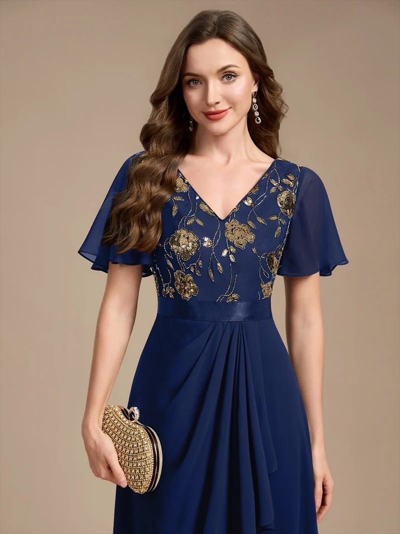 Robe longue de mère de la mariée en mousseline à paillettes, col V et ourlet asymétrique
