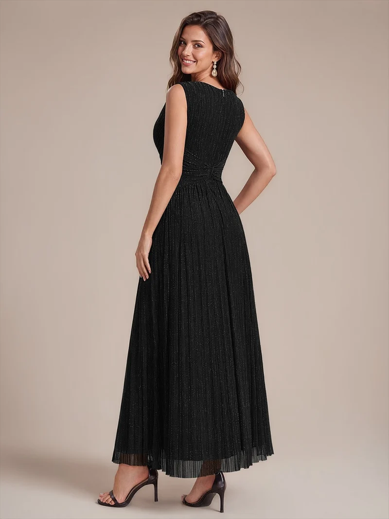 Robe de soirée longue en tulle irisé à col V