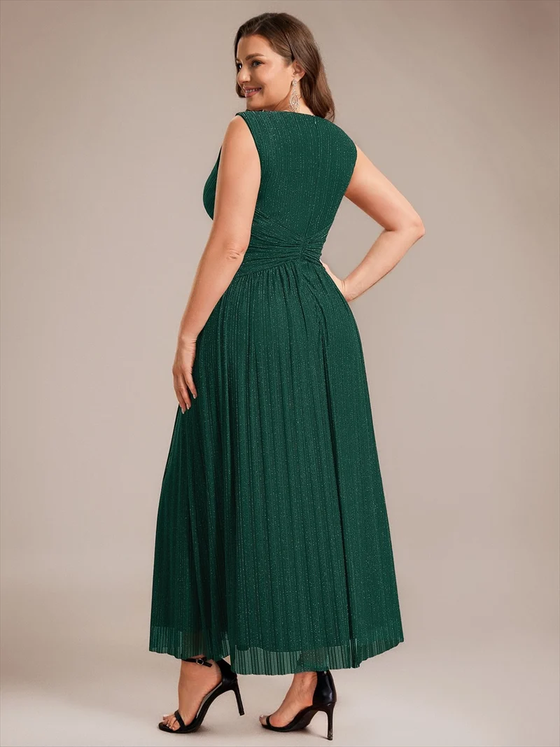 Robe de soirée longue en tulle irisé à col V