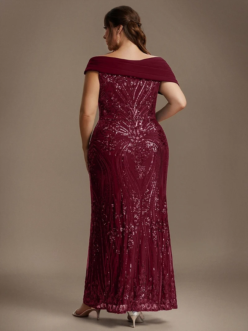 Robe de soirée longue à paillettes, col asymétrique et épaules dénudées
