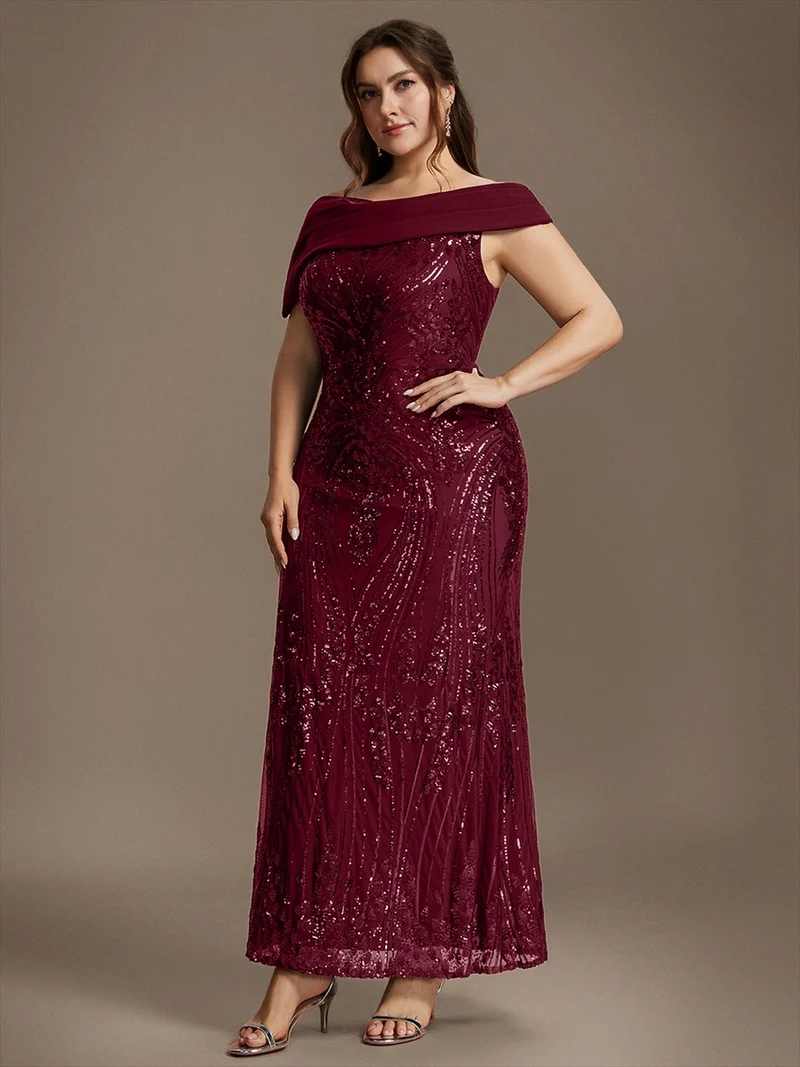 Robe de soirée longue à paillettes, col asymétrique et épaules dénudées