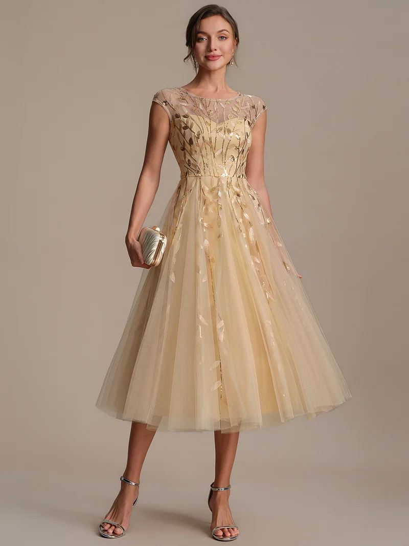 Robe de soirée mi-longue à paillettes avec manches cape