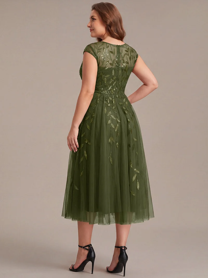 Robe invitée mariage grande taille à paillettes coupe trapèze