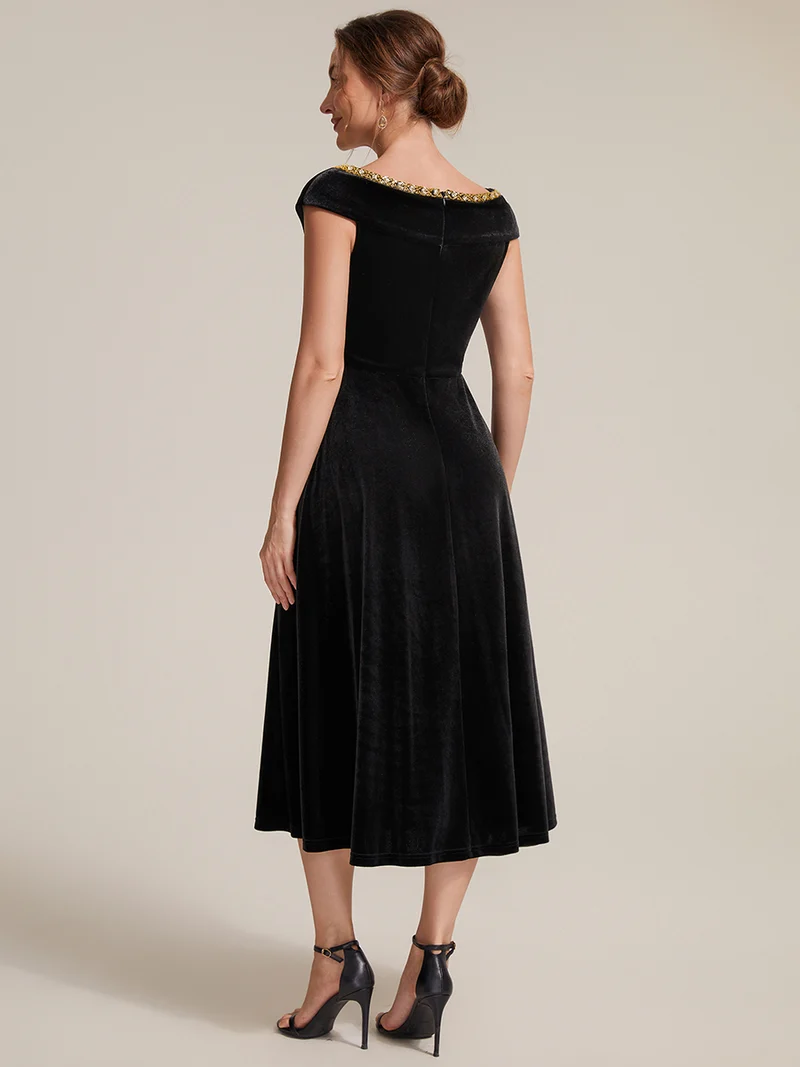 Robe midi en velours pour mariage, col V orné de bijoux