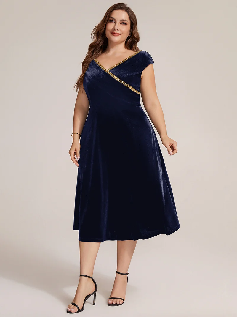 Robe midi en velours pour mariage, col V orné de bijoux