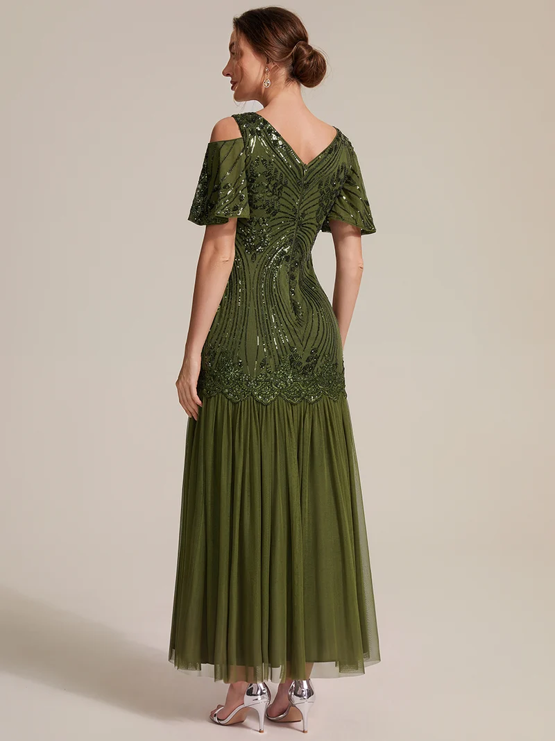 Robe de soirée longue à paillettes avec col V et épaules dénudées