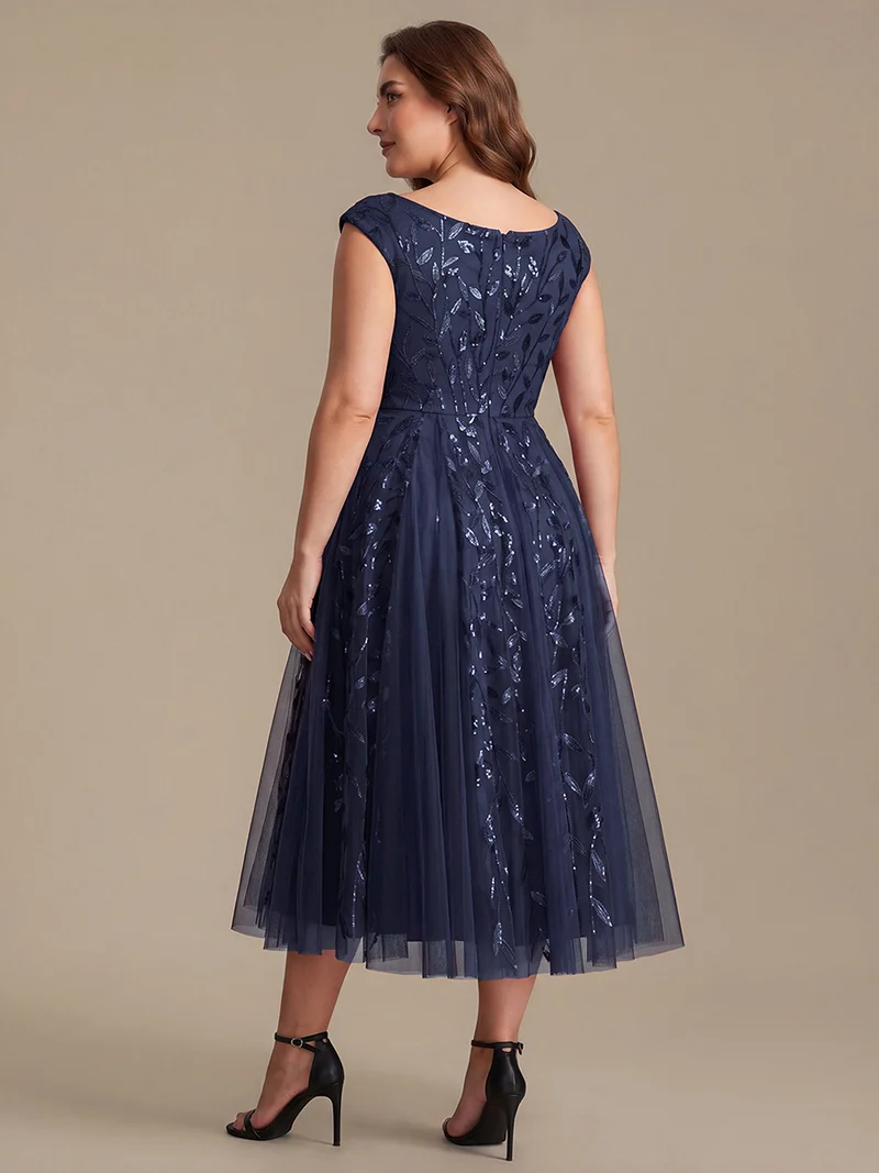 Robe midi sans manches col en V à sequins et coupe évasée
