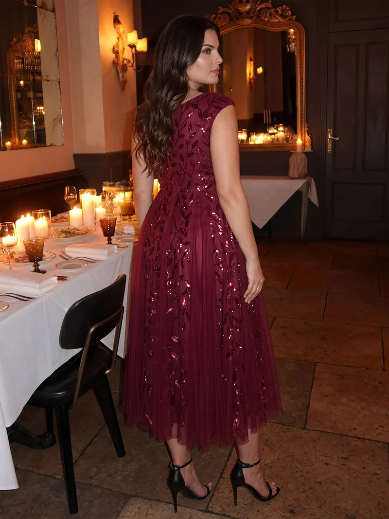 Robe invitée mariage grande taille à paillettes coupe trapèze