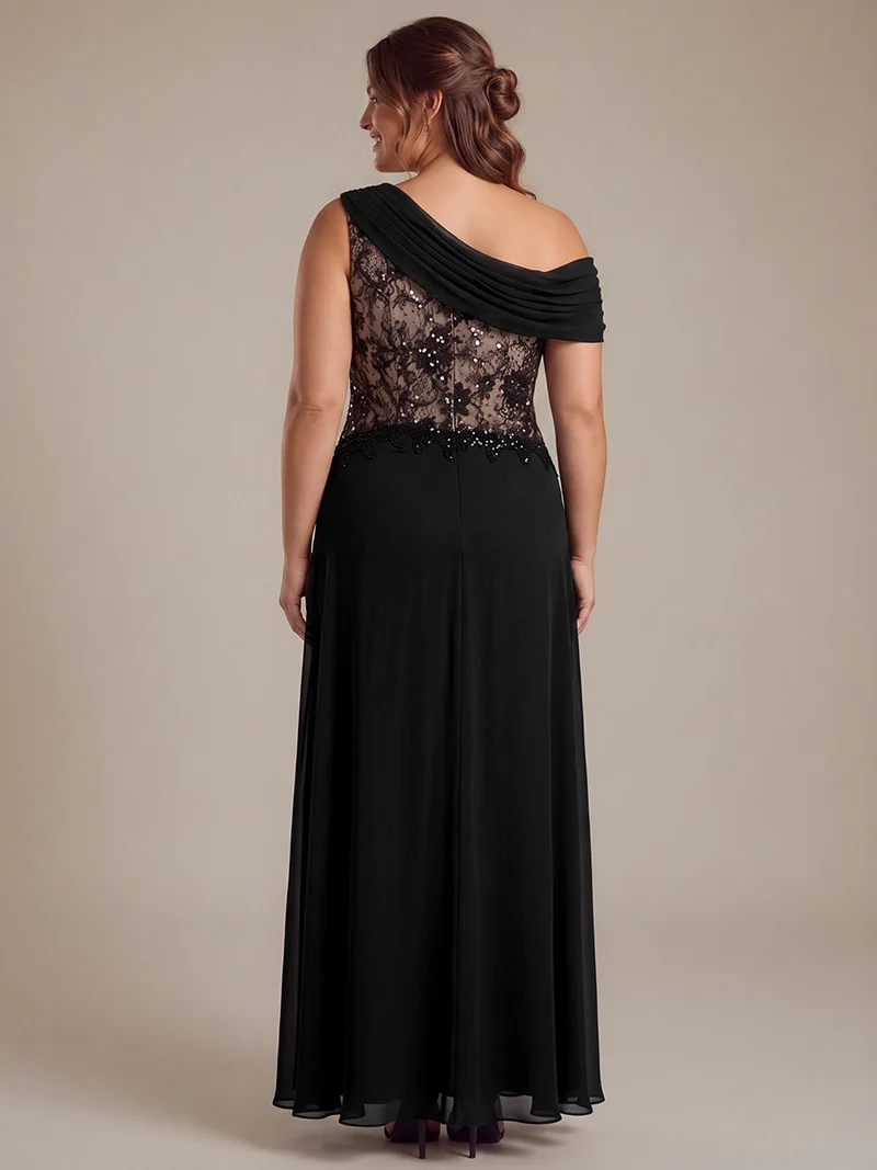Robe longue asymétrique en mousseline avec détail transparent