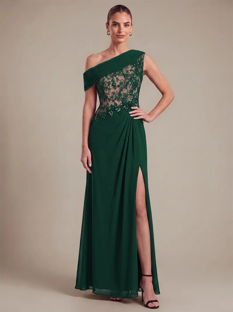 Robe longue asymétrique en mousseline avec détail transparent