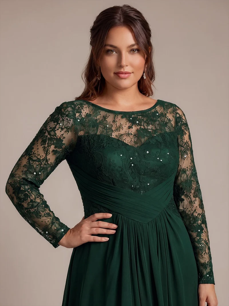 Robe longue en mousseline à manches longues et détails transparents