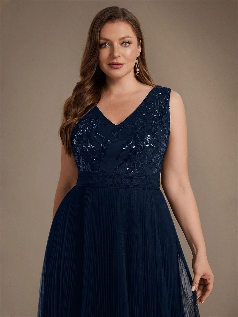Robe longue en tulle à paillettes avec col V et bordure en dentelle