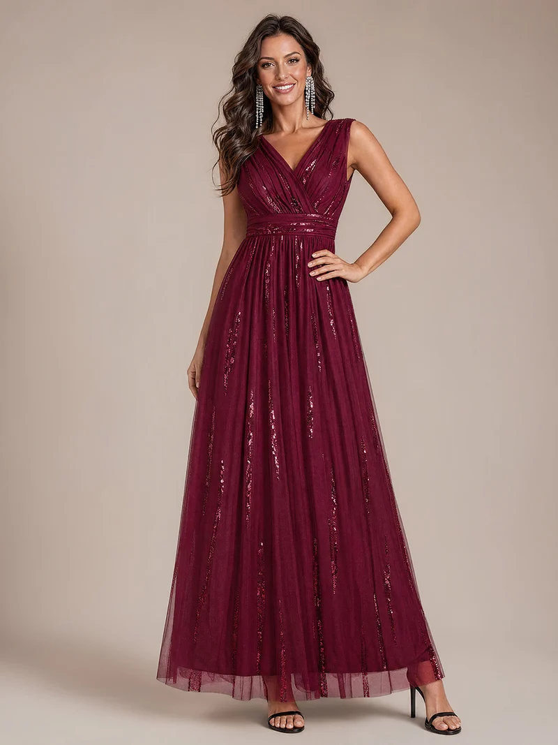 Robe longue sans manches en tulle à paillettes drapé