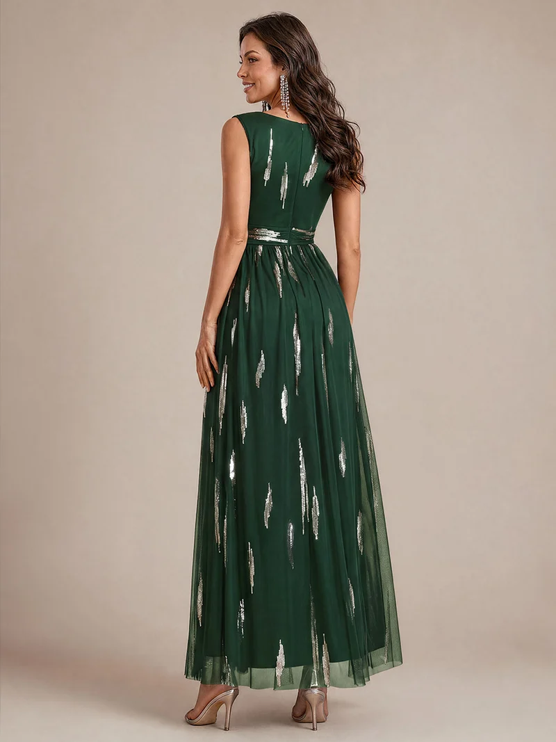 Robe longue sans manches en tulle à paillettes drapé