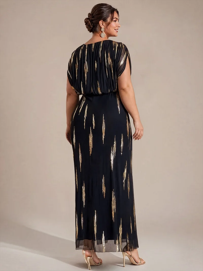 Robe longue en tulle à paillettes avec manches chauve-souris et col V