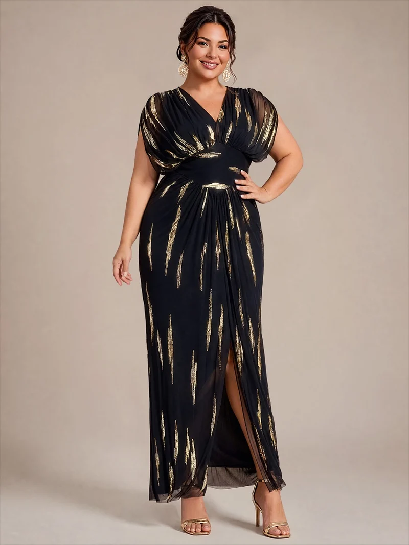 Robe longue en tulle à paillettes avec manches chauve-souris et col V