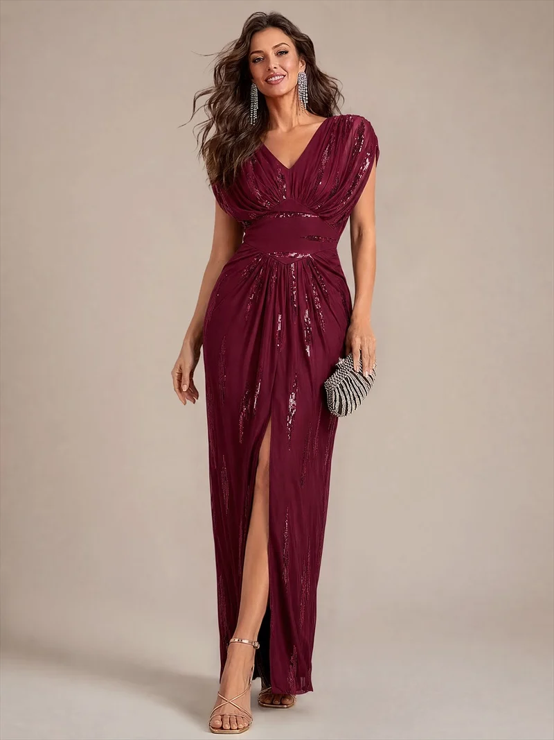 Robe longue en tulle à paillettes avec manches chauve-souris et col V