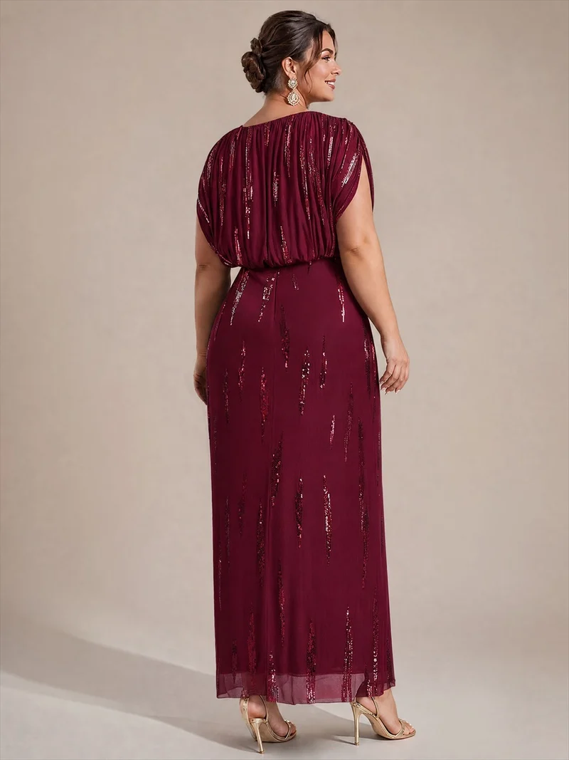 Robe longue en tulle à paillettes avec manches chauve-souris et col V