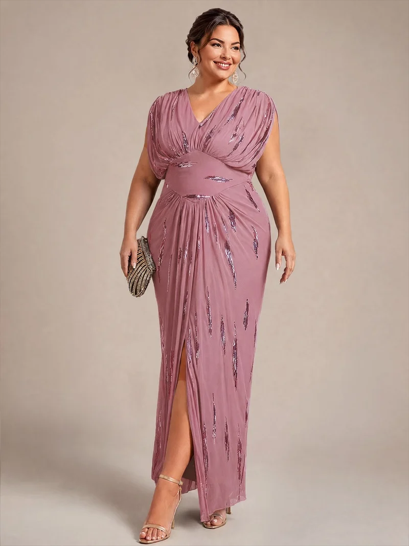 Robe longue en tulle à paillettes avec manches chauve-souris et col V