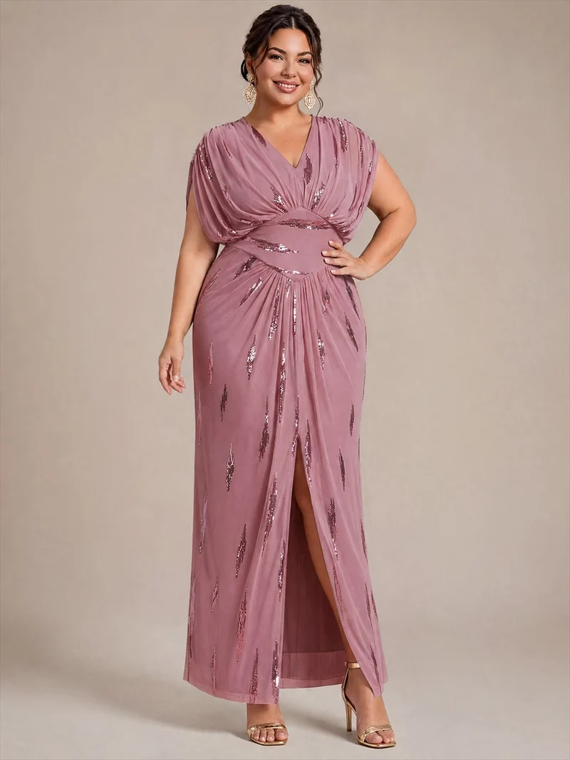 Robe longue en tulle à paillettes avec manches chauve-souris et col V