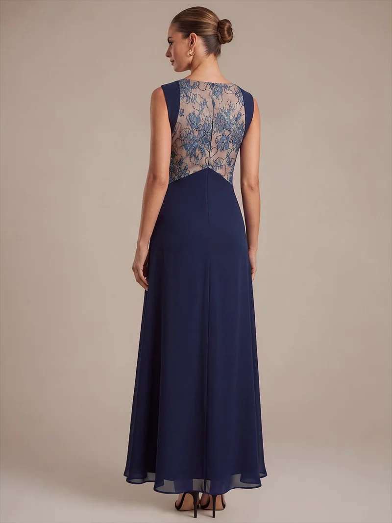 Robe longue en mousseline col V sans manches coupe trapèze
