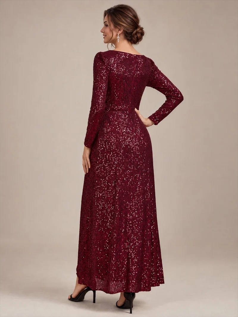 Robe longue à paillettes, manches longues et col V
