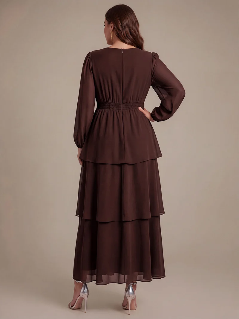 Robe longue en mousseline à manches longues avec volants