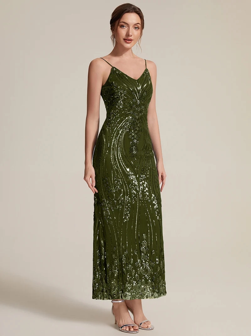 Robe fourreau à paillettes avec col V et fines bretelles