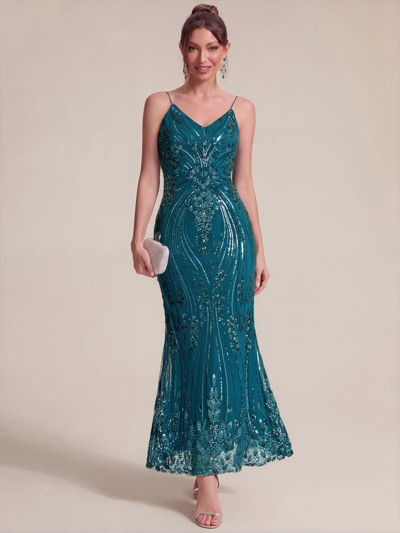 Robe fourreau à paillettes avec col V et fines bretelles